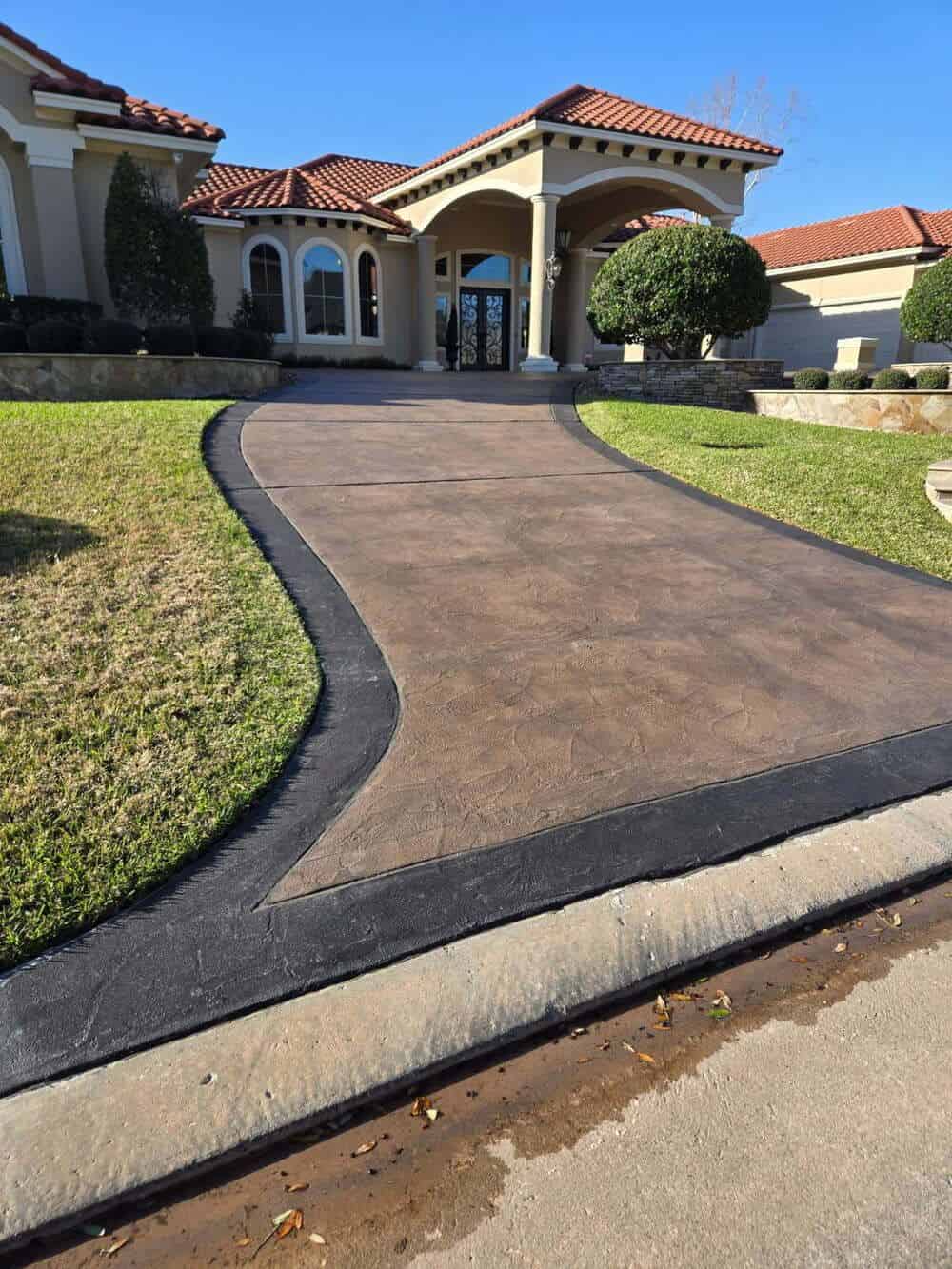 Driveway and Patio Overlays Services image