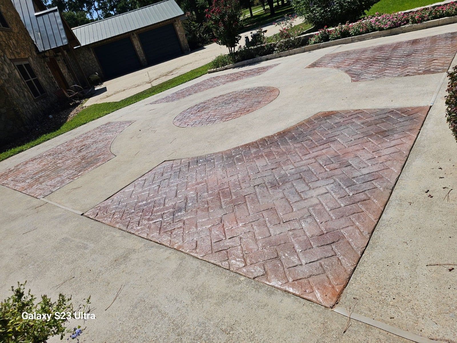 Gallery photos for Stamped Concrete Driveway Transformation: Image #1