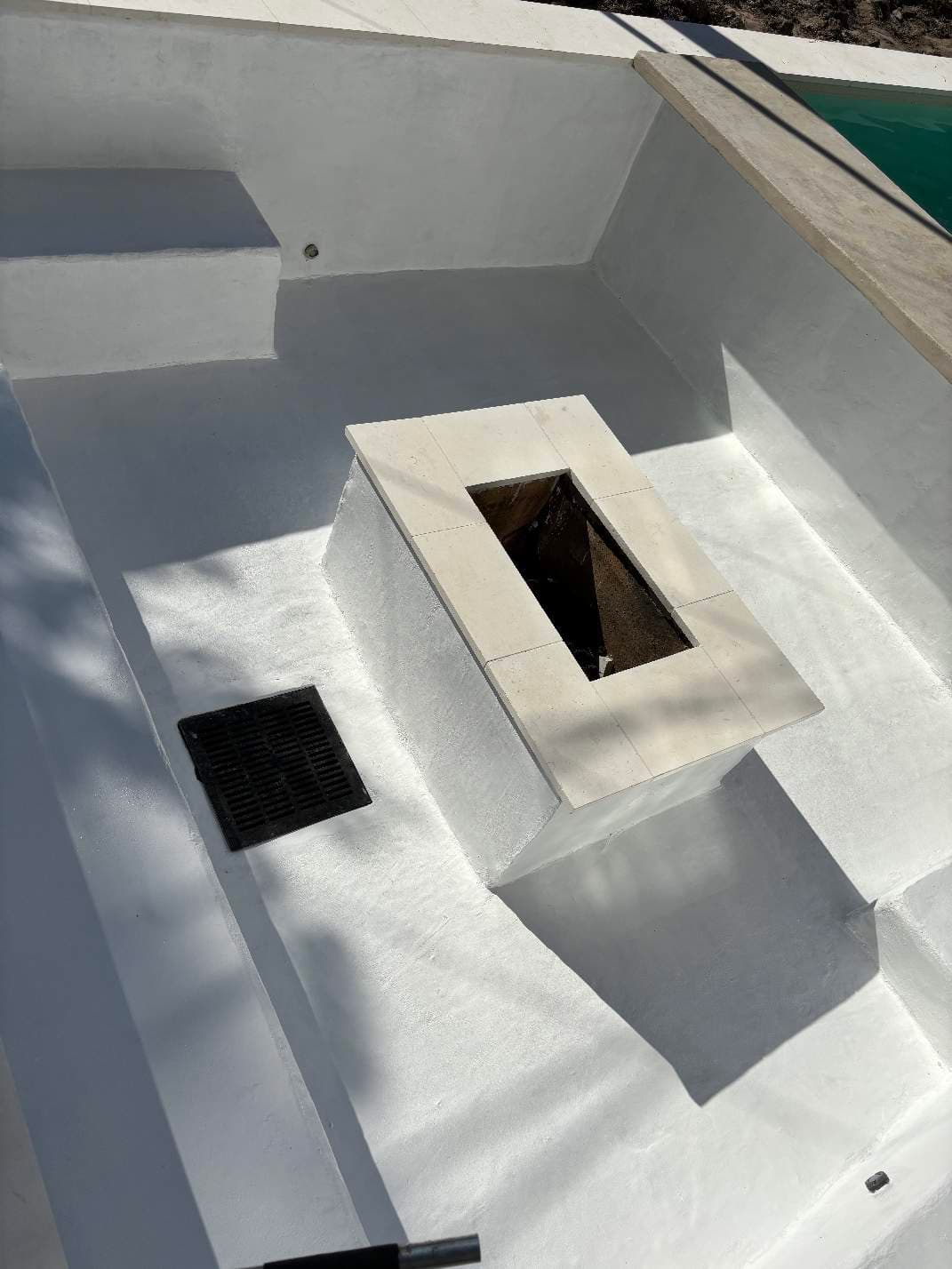 Modern Poolside Makeover with Cozy Fire Pit