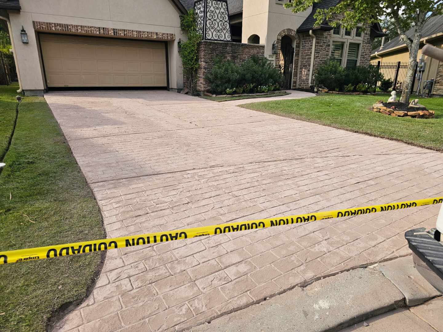 Stunning Driveway Transformation in The Woodlands
