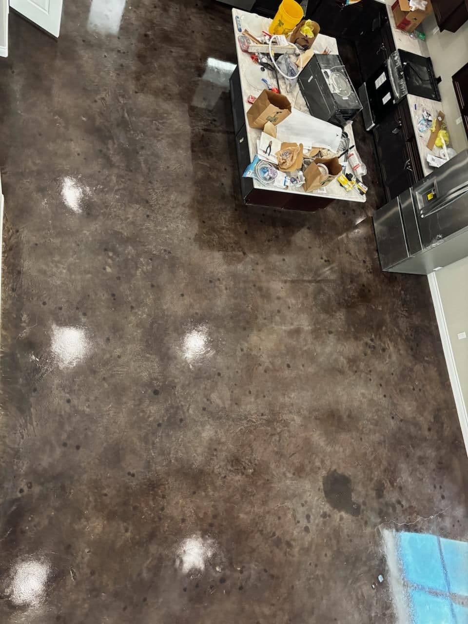 Gallery photos for Glossy Concrete Floor Transformation in Dayton TX: Image #1