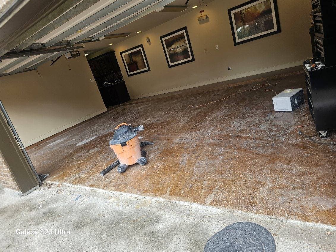 Gallery photos for Epoxy Garage Transformation in Cypress TX: Image #2
