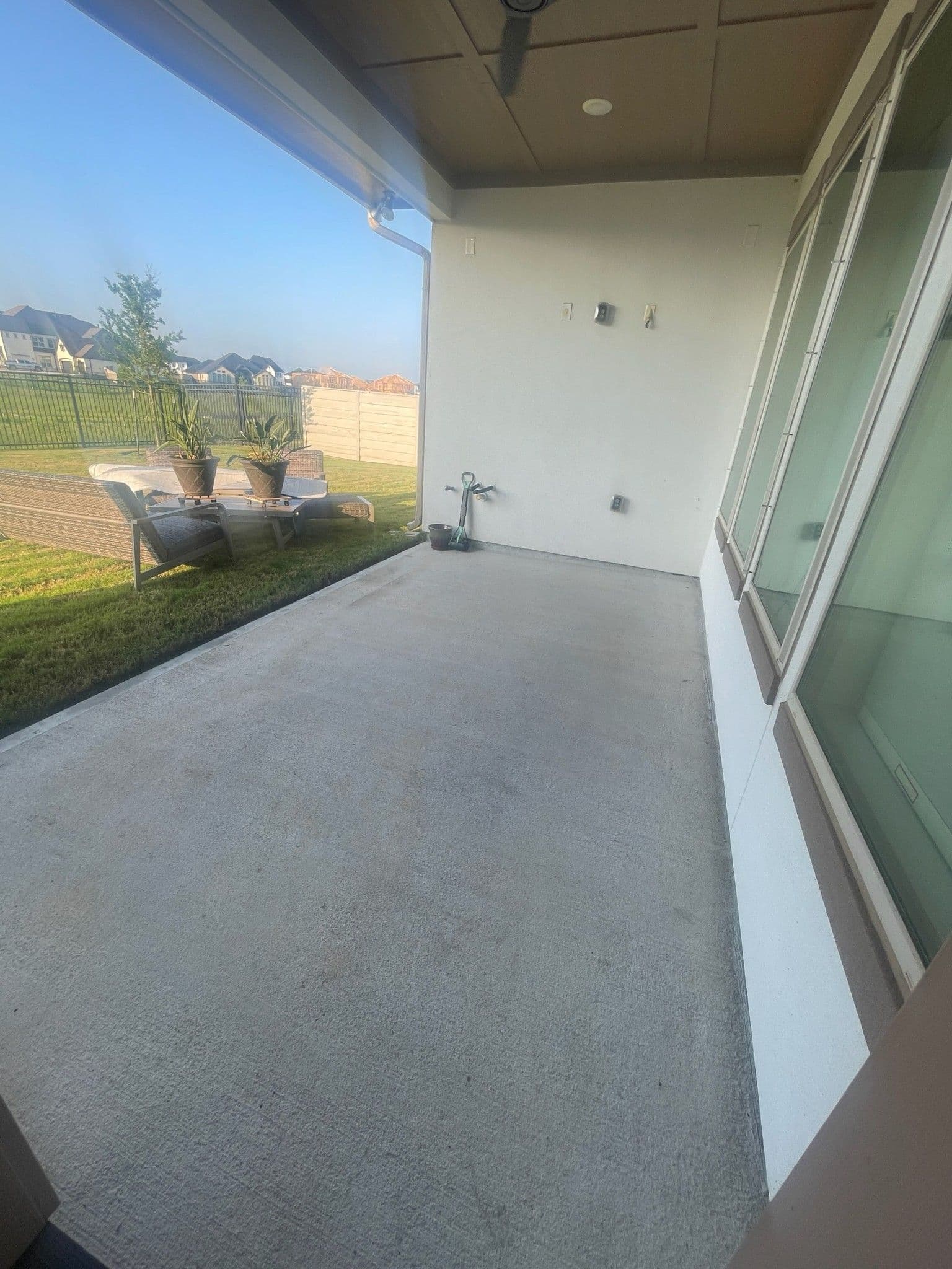 Gallery photos for Stunning Patio Makeover in The Woodlands TX: Image #1